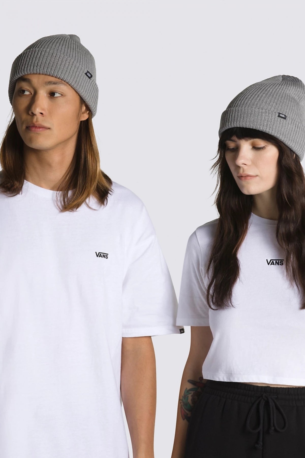 VANS MN CORE BASICS BEANIE en color GRIS  (2)