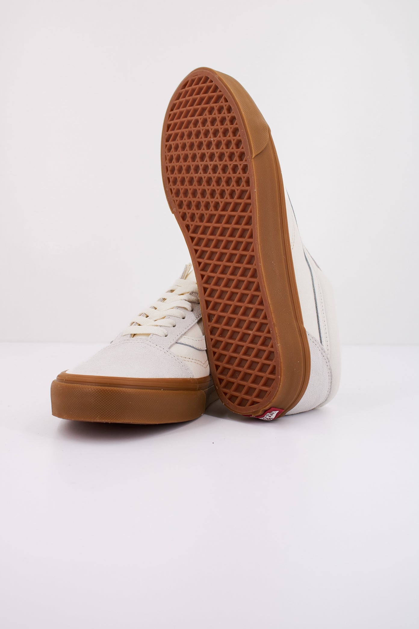 VANS OLD SKOOL en color BLANCO  (5)