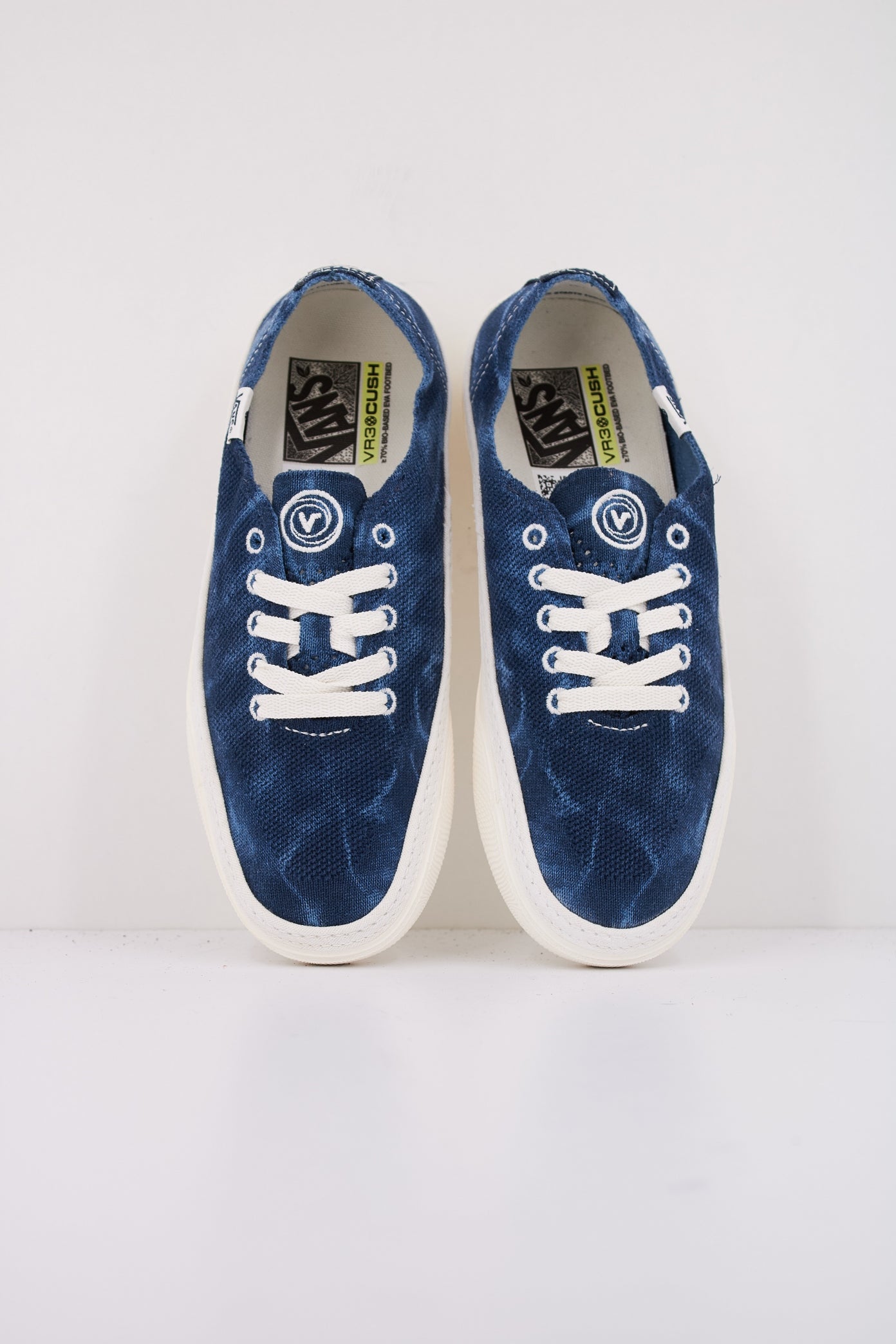 VANS CIRCLE VEE en color AZUL  (3)