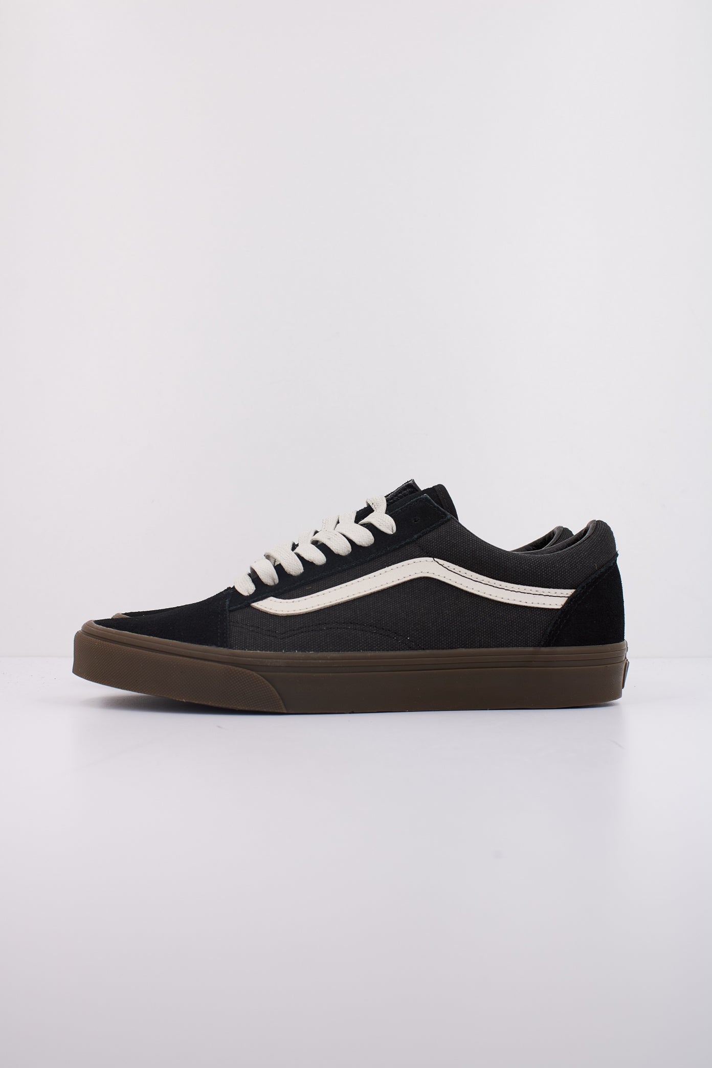 VANS OLD SKOOL en color NEGRO  (1)