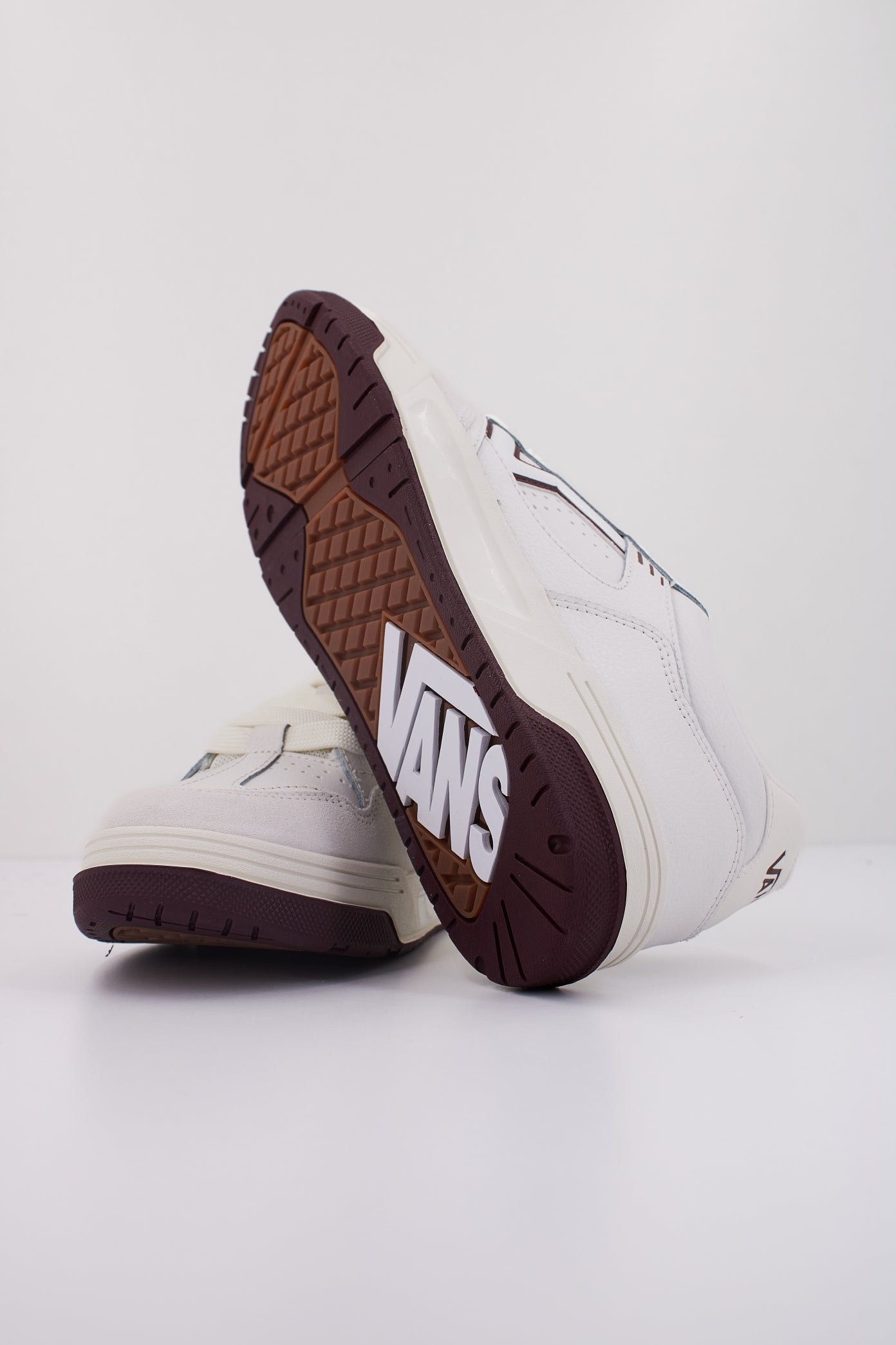 VANS VNDHQU UPLAND en color BLANCO  (5)