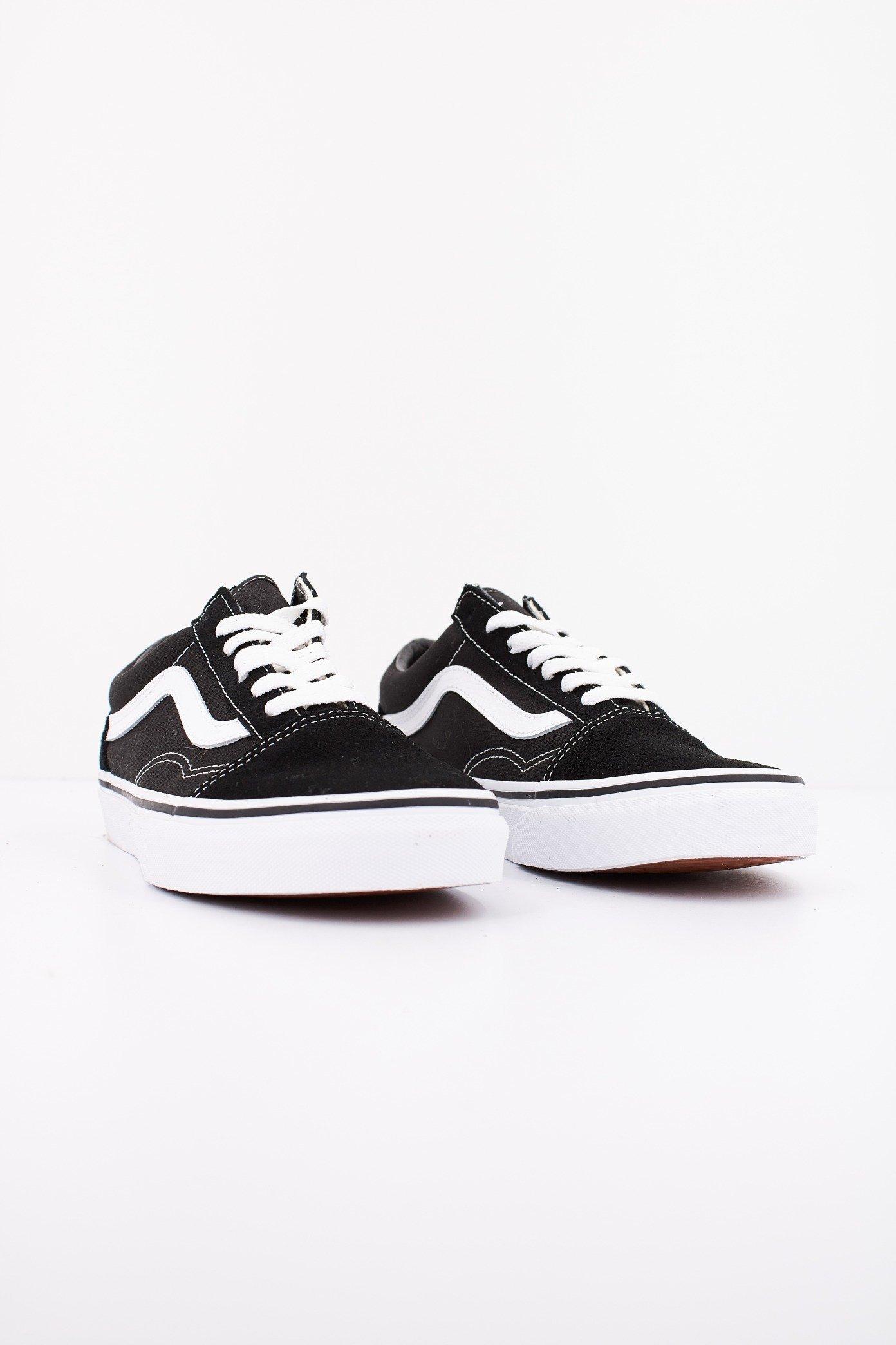 VANS OLD SKOOL en color NEGRO  (2)