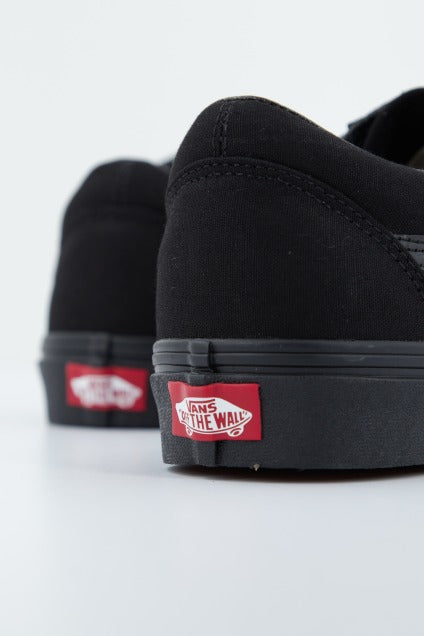 VANS OLD SKOOL en color NEGRO  (3)