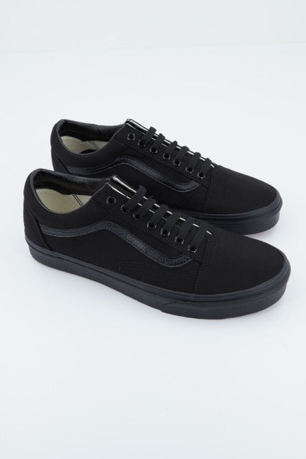 VANS OLD SKOOL en color NEGRO  (4)