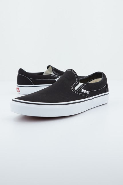 VANS CLASSIC SLIP-ON en color NEGRO  (1)