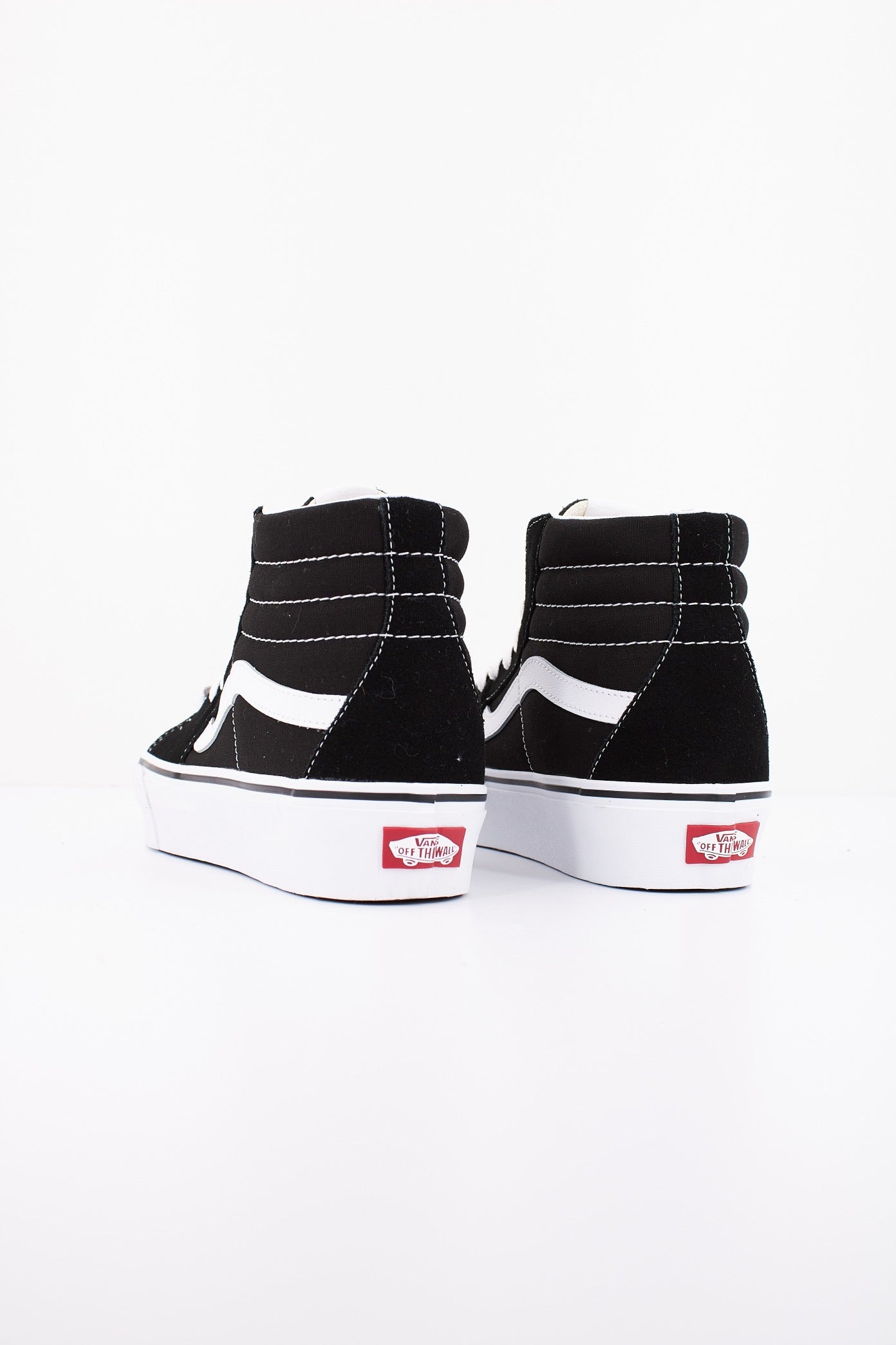 VANS SK-HI PLATFORM . en color NEGRO  (3)