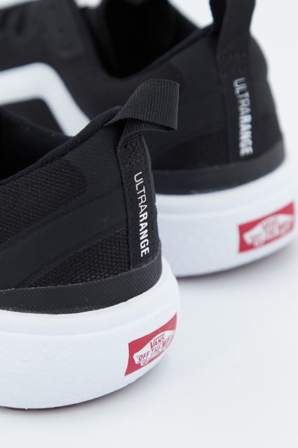 VANS ULTRARANGE EXO en color NEGRO  (4)