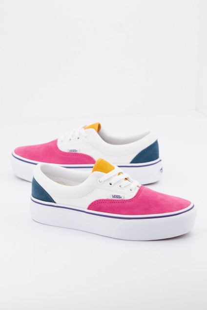 VANS UA ERA PLATFORM en color BLANCO  (3)