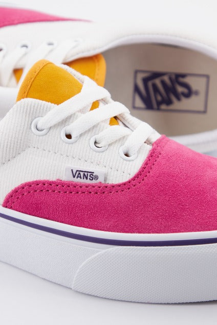 VANS UA ERA PLATFORM en color BLANCO  (4)