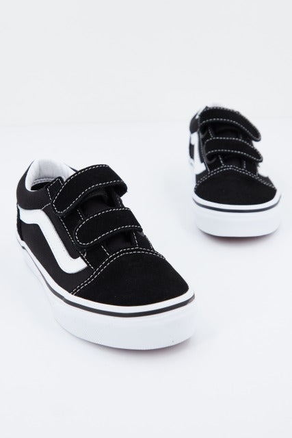 VANS OLD SKOOL V en color NEGRO  (2)