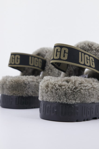 UGG W OH FLUFFITA en color VERDE  (3)