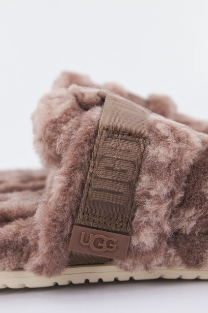 UGG M FLUFF IT POP en color MARRON  (4)