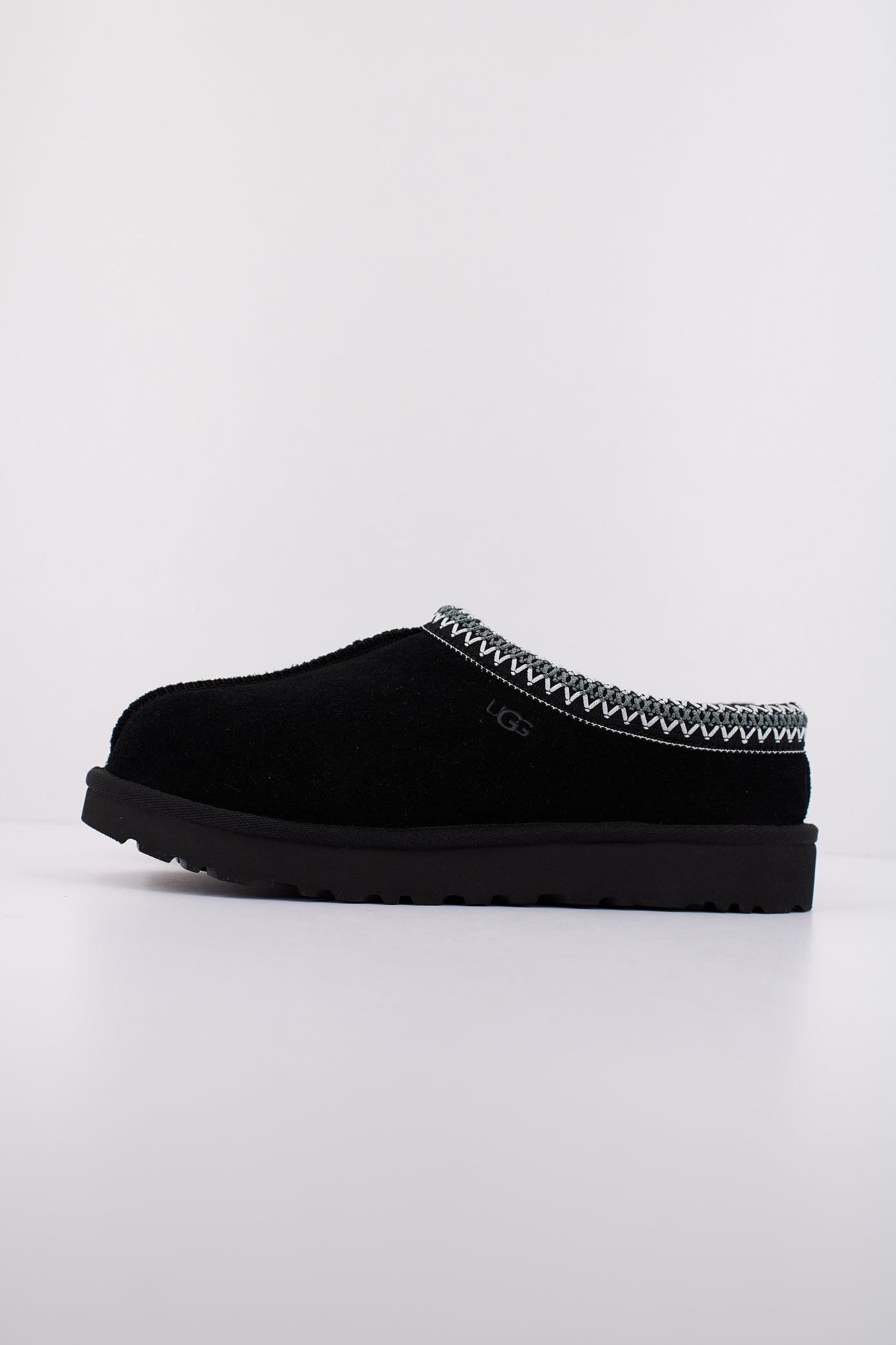 UGG W TASMAN en color NEGRO  (1)