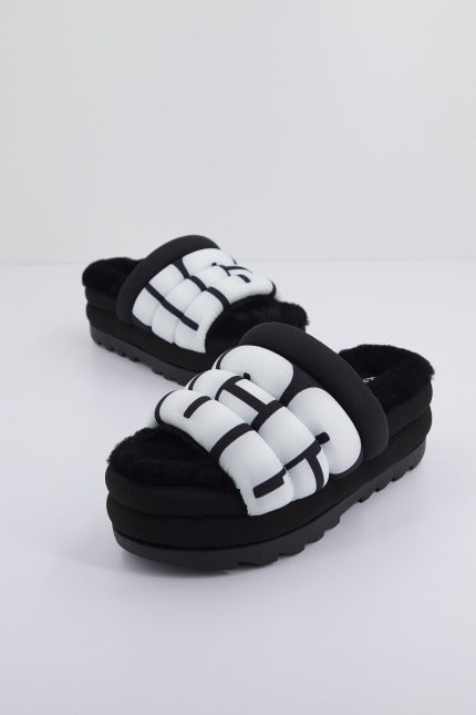 UGG W  PUFT SLIDE LOGO en color NEGRO  (1)