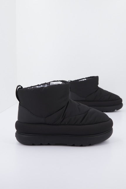 UGG  CLASSIC MAXI MINI en color NEGRO  (2)