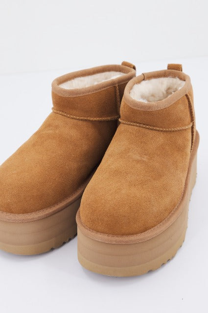 UGG CLASSIC ULTRA MINI PLATF en color MARRON  (4)