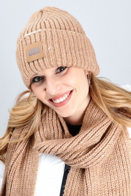 UGG CHUNKY RIB KNIT SCARF en color MARRON  (5)