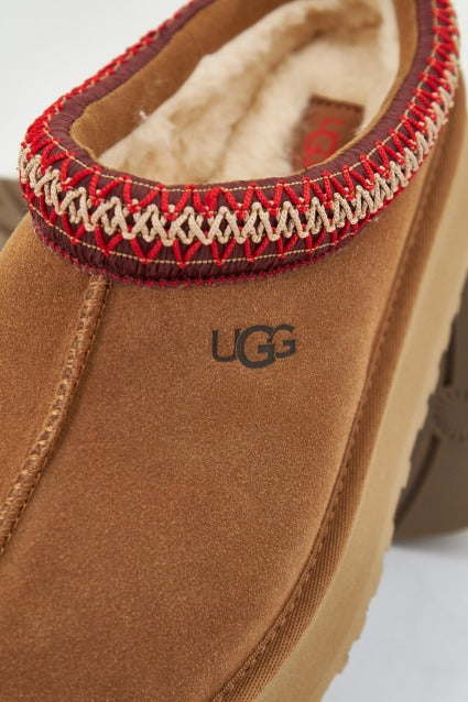 UGG W TAZZ en color MARRON CLARO  (4)