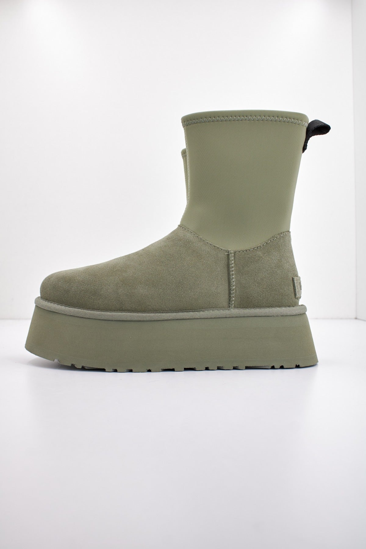 UGG W CLASSIC DIPPER en color VERDE  (1)