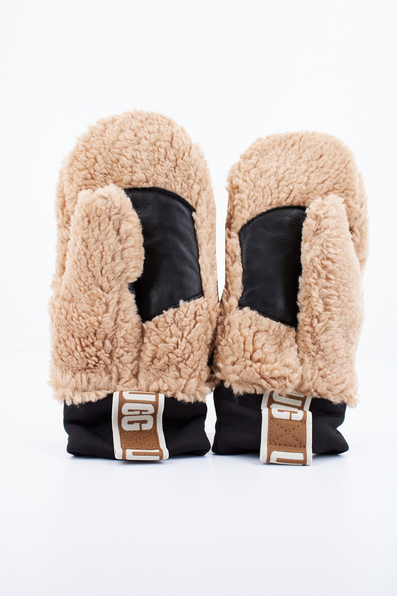 UGG W SHERPA MITTEN W LOGO TAPE en color MARRON  (2)