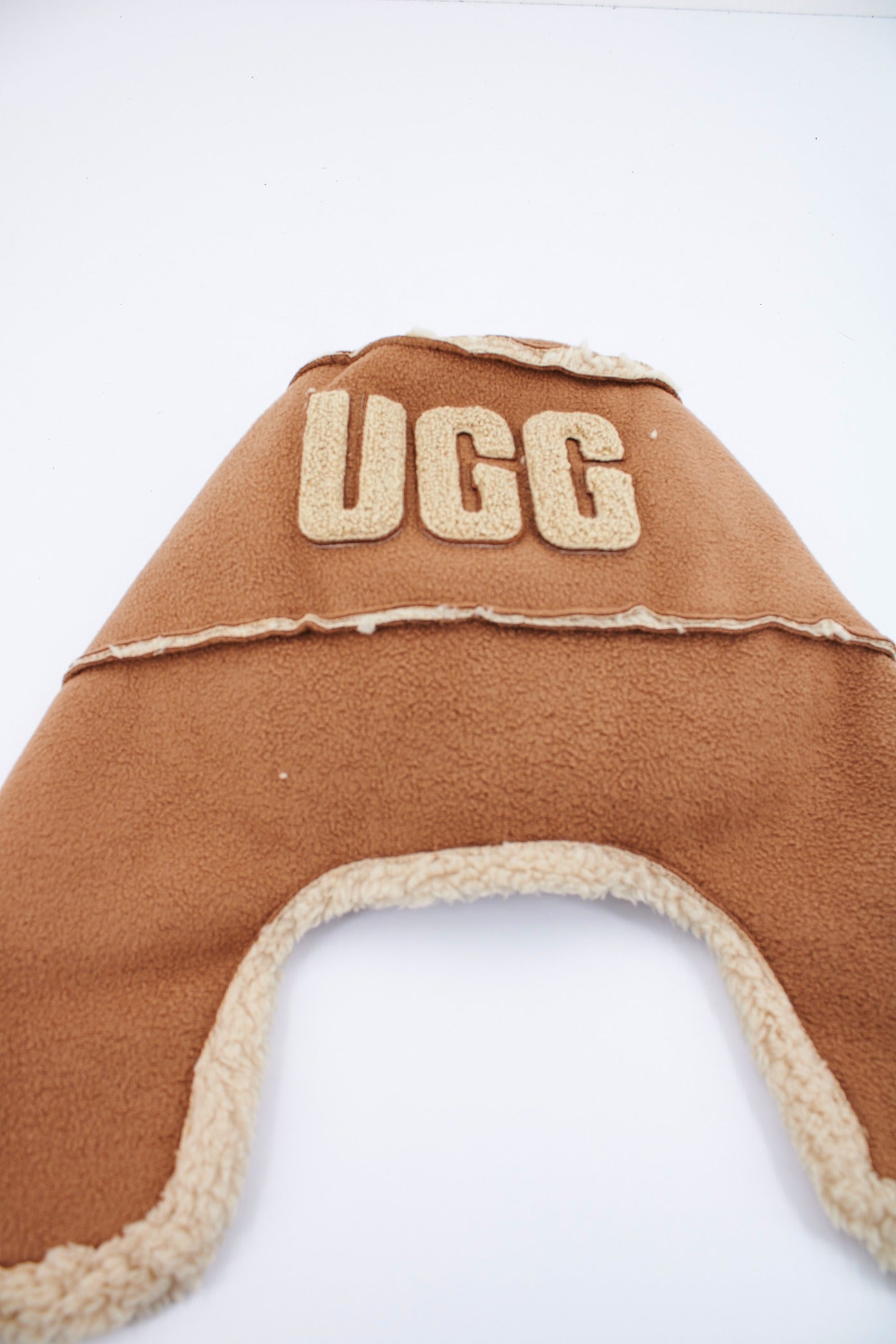 UGG M BONDED FLEECE TRAPPER en color MARRON  (3)