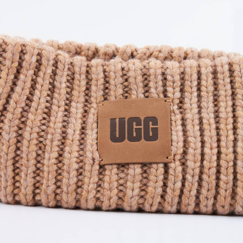 UGG W CHUNKY RIBBED HEADBAND en color MARRON  (6)