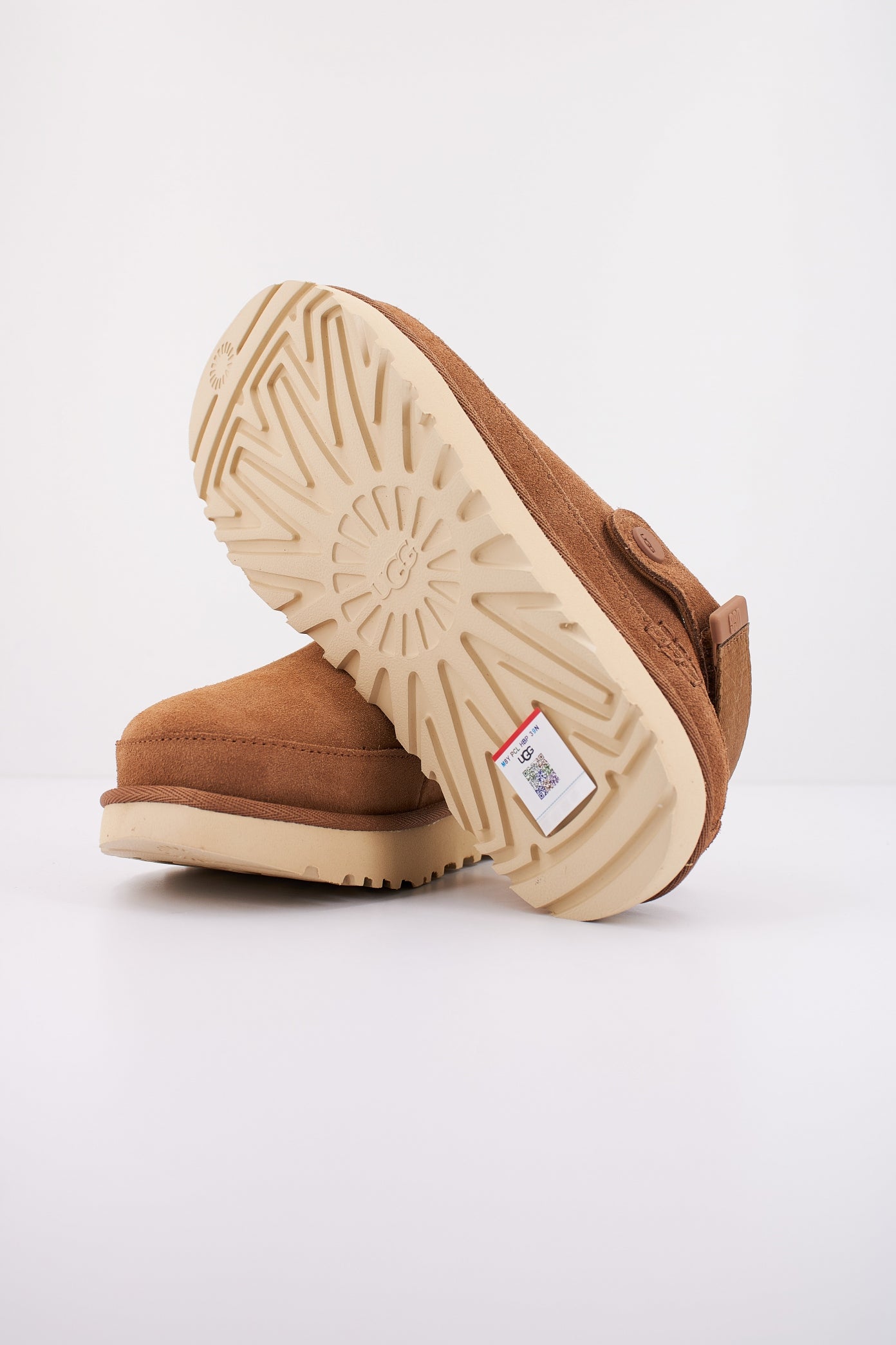 UGG W GOLDENSTAR CLOG en color MARRON  (4)