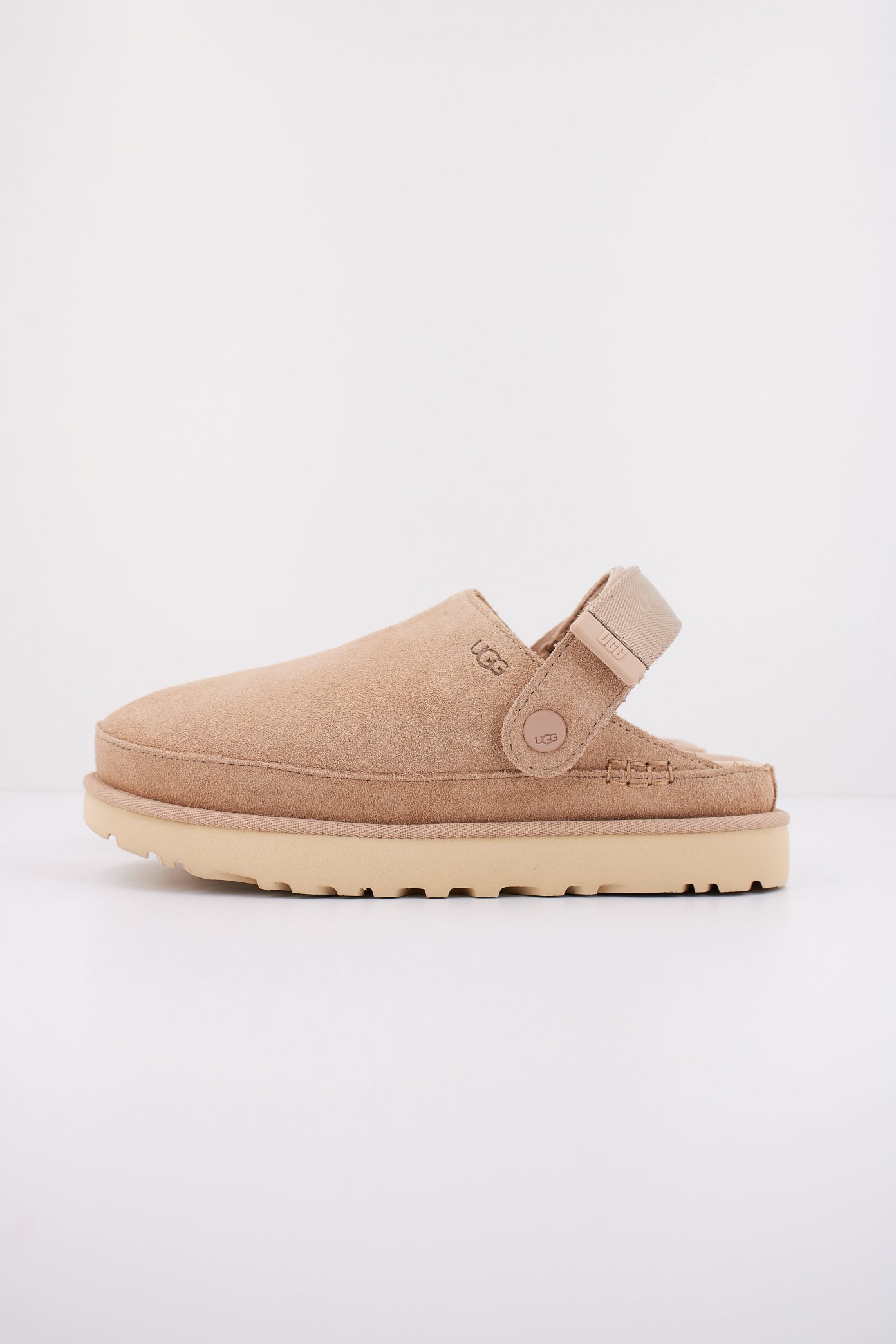 UGG W GOLDENSTAR CLOG en color BEIS  (1)