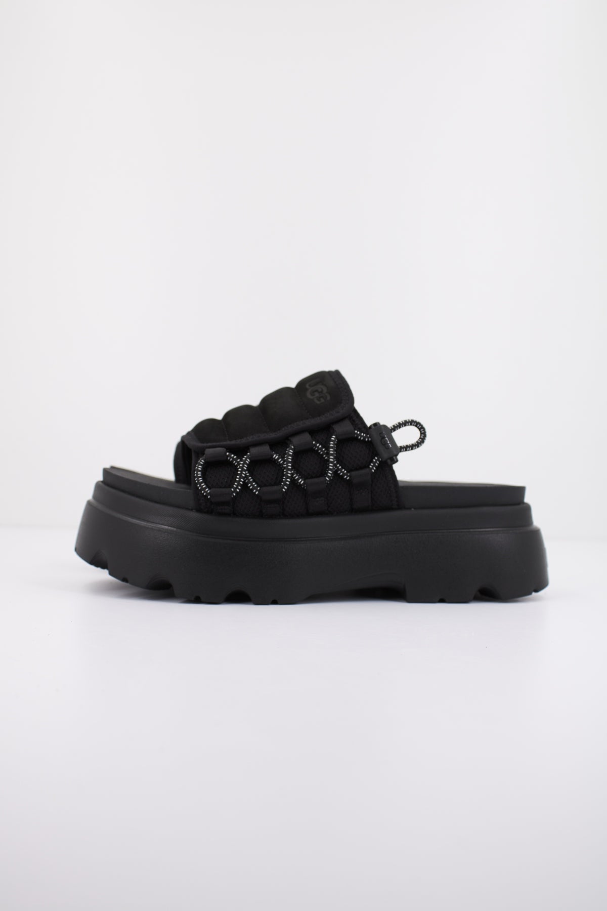 UGG CALLIE en color NEGRO  (1)