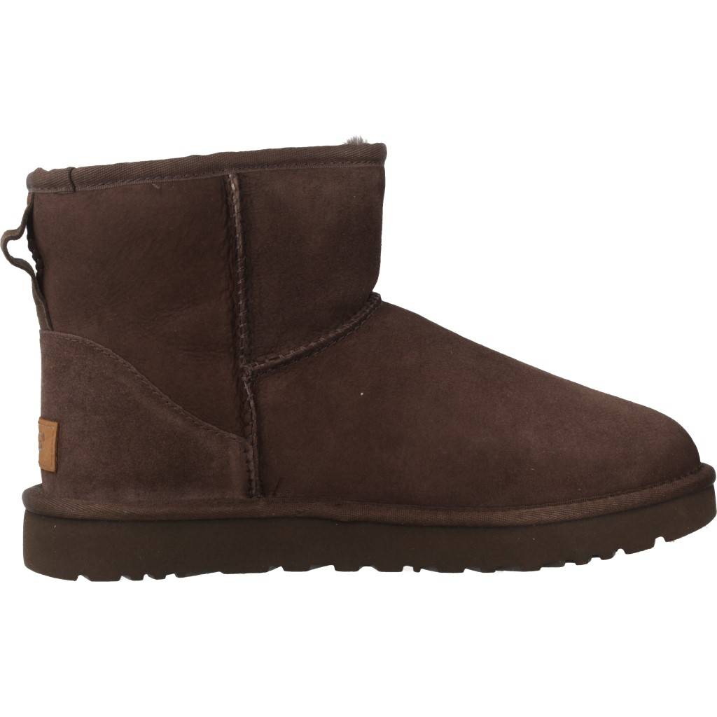 UGG W CLASSIC MINI II en color MARRON  (4)