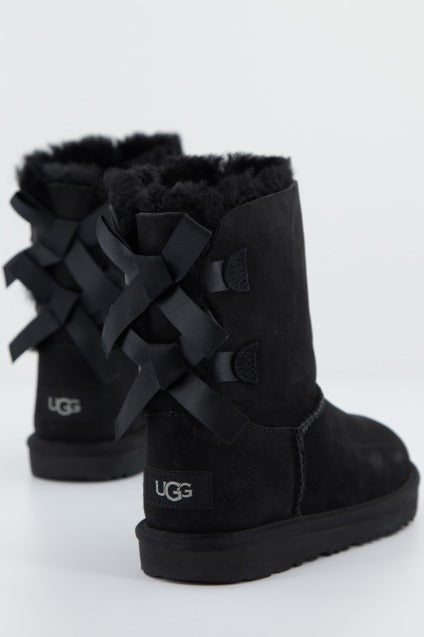 UGG BAILEY BOW II en color NEGRO  (3)