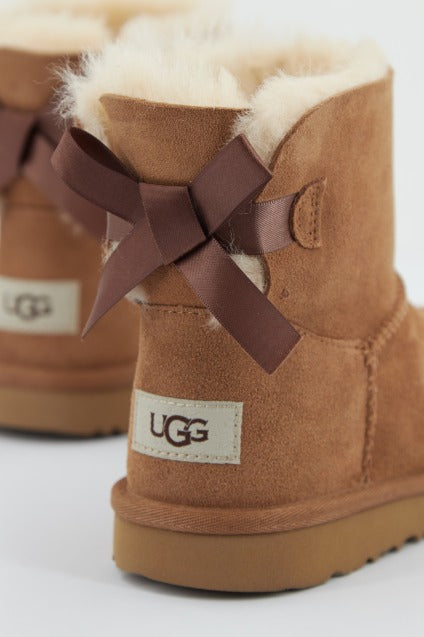 UGG MINI BAILEY BOW II en color MARRON  (3)