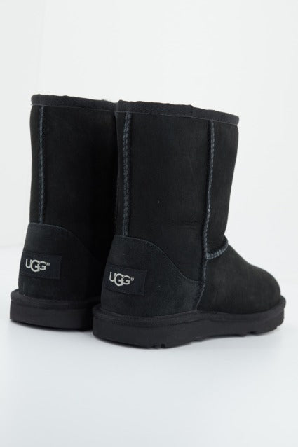 UGG CLASSIC II en color NEGRO  (3)