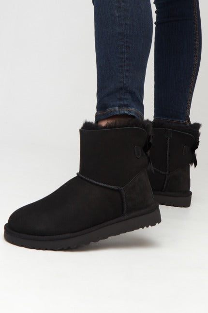 UGG UGG MINI BOW en color NEGRO  (5)