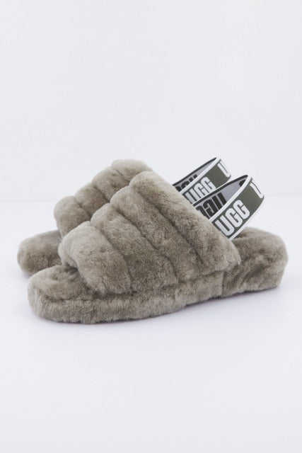 UGG FLUFF YEAH SLIDE en color VERDE  (1)