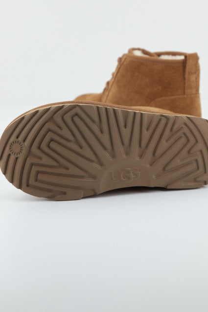 UGG  K NEUMEL II en color MARRON  (4)