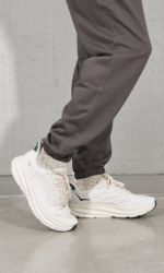 CASUAL SHOES